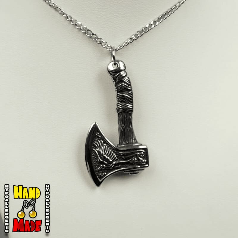 Axe GamingNecklace