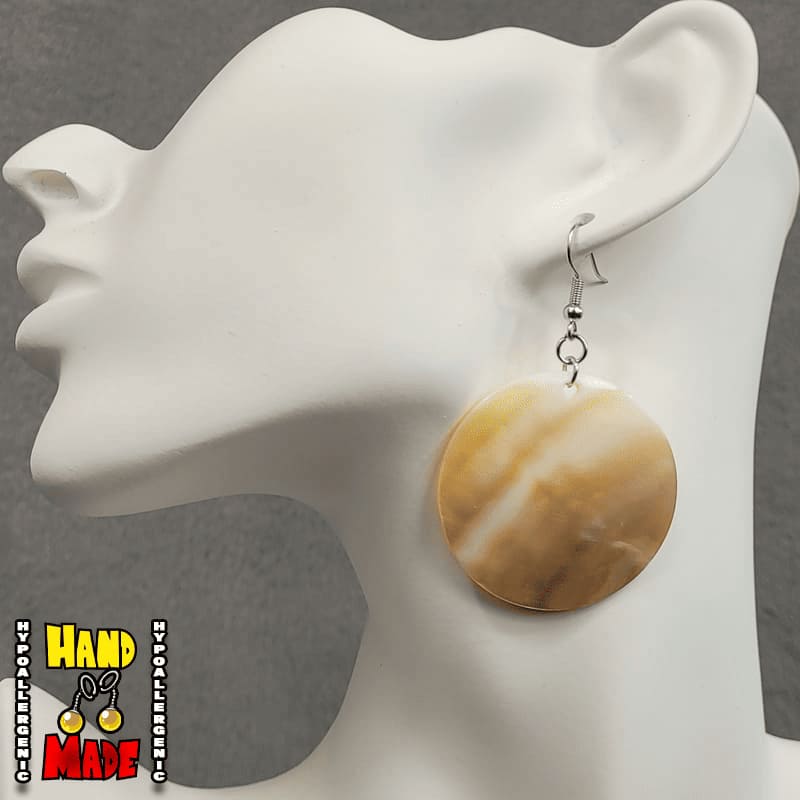 Scallop Anime Earrings