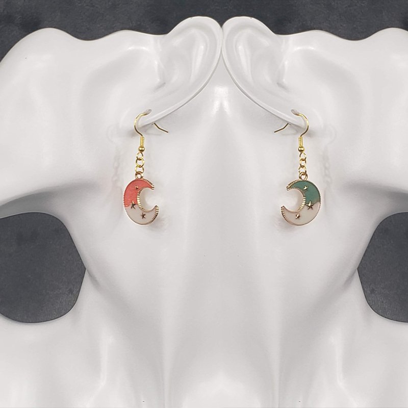 Two Tone Crescent Moons
